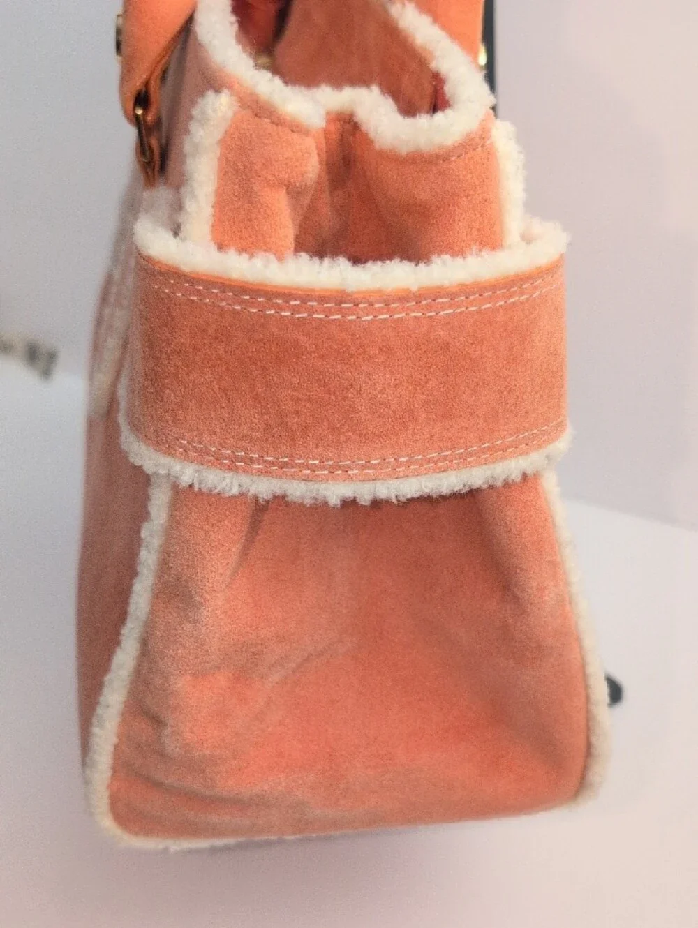 Samantha Thavasa Peach Suede Shearling Trim Handbag